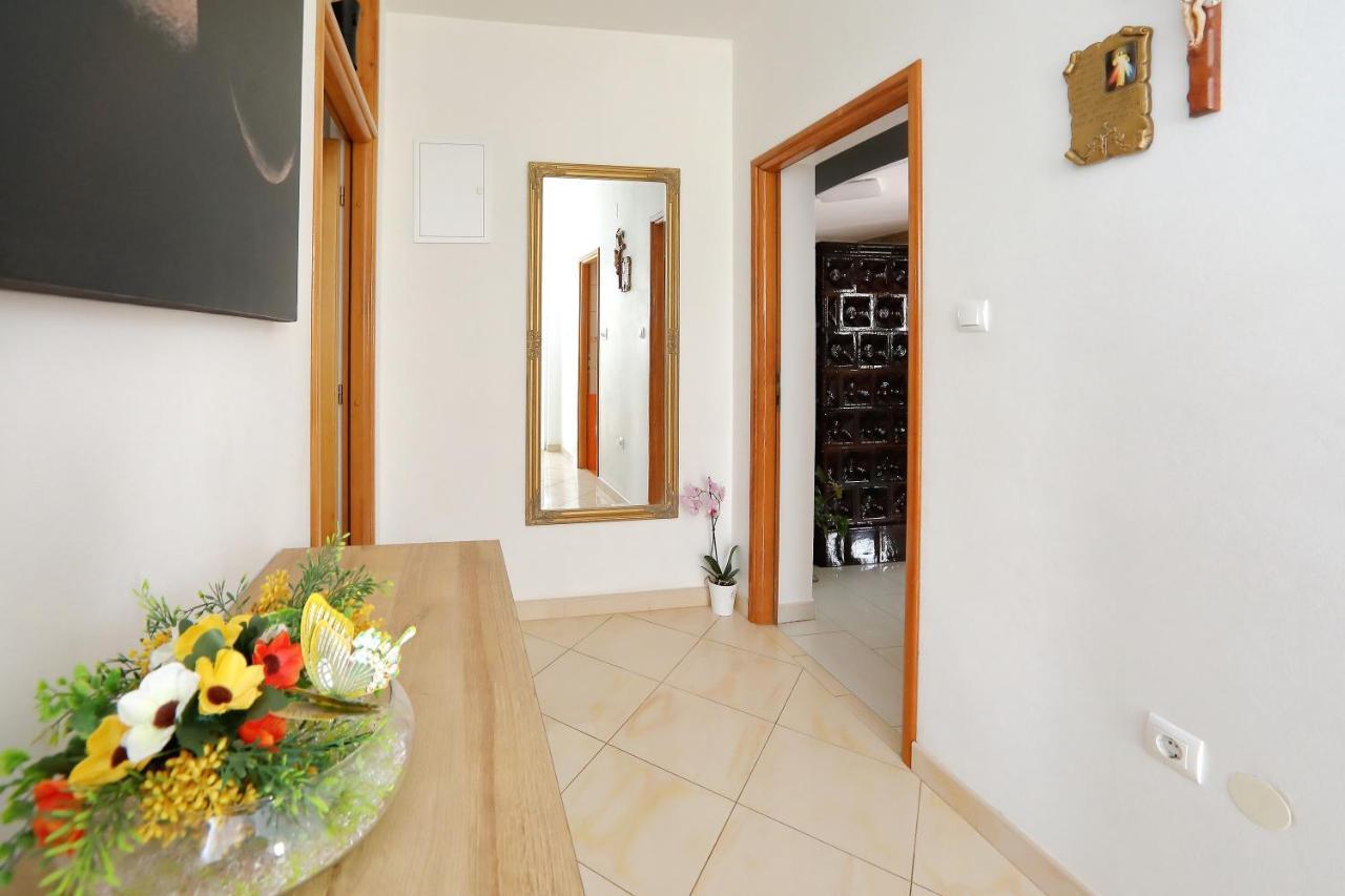 Apartments With A Parking Space Bibinje, Zadar - 14436 외부 사진